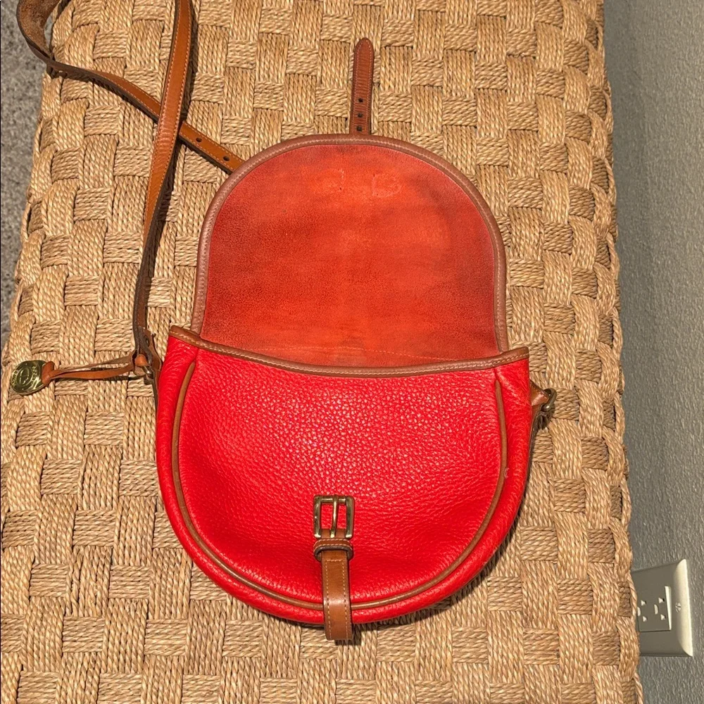 Dooney & Bourke vintage red leather cross body purse equestrian flap - Picture 8 of 8